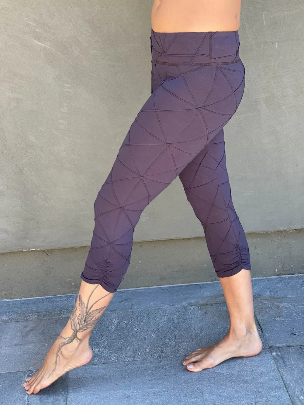 Bamboo Texture Capri Legging