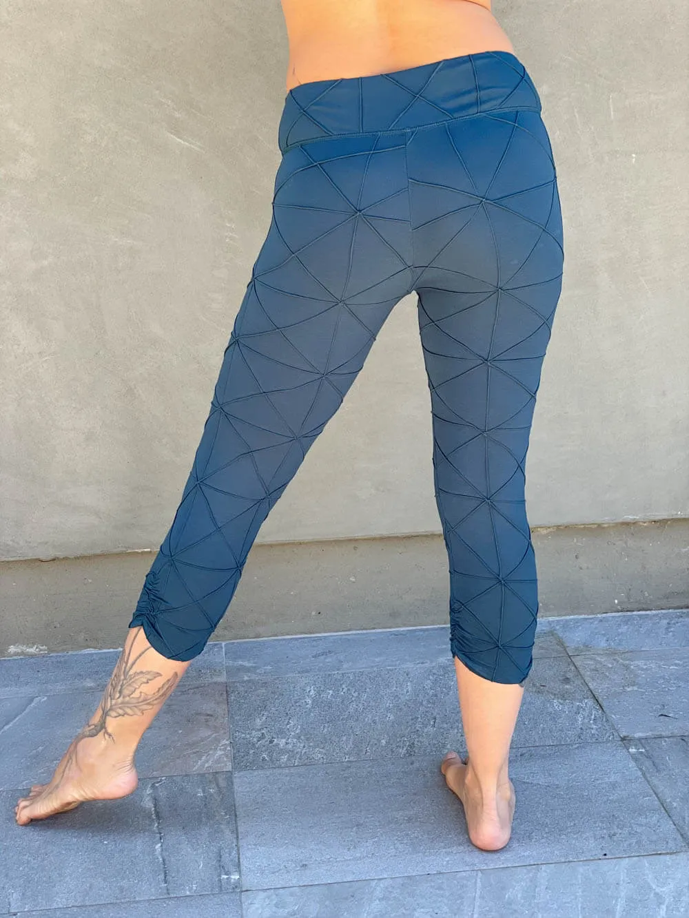 Bamboo Texture Capri Legging