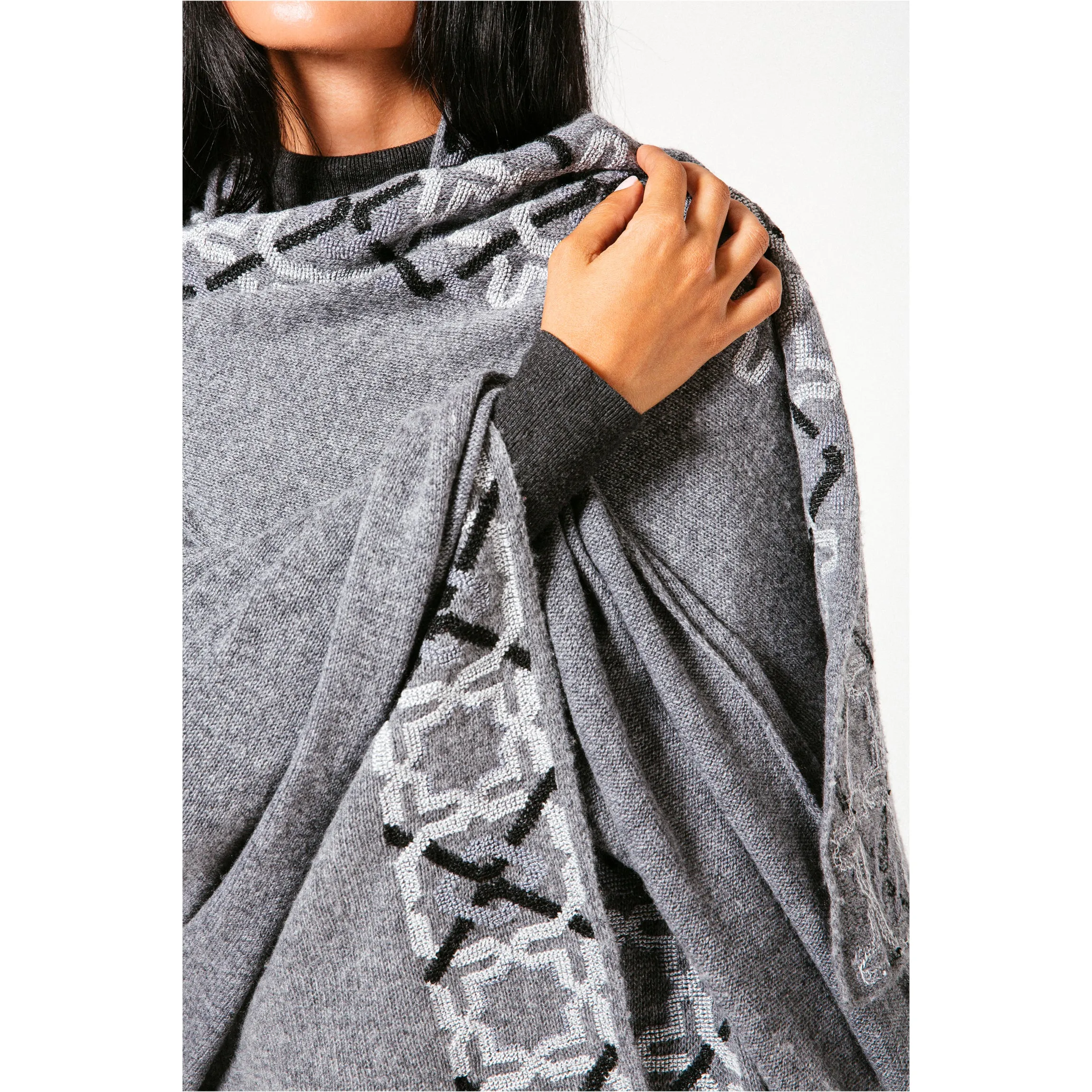 BEIGE CASHMERE PONCHO