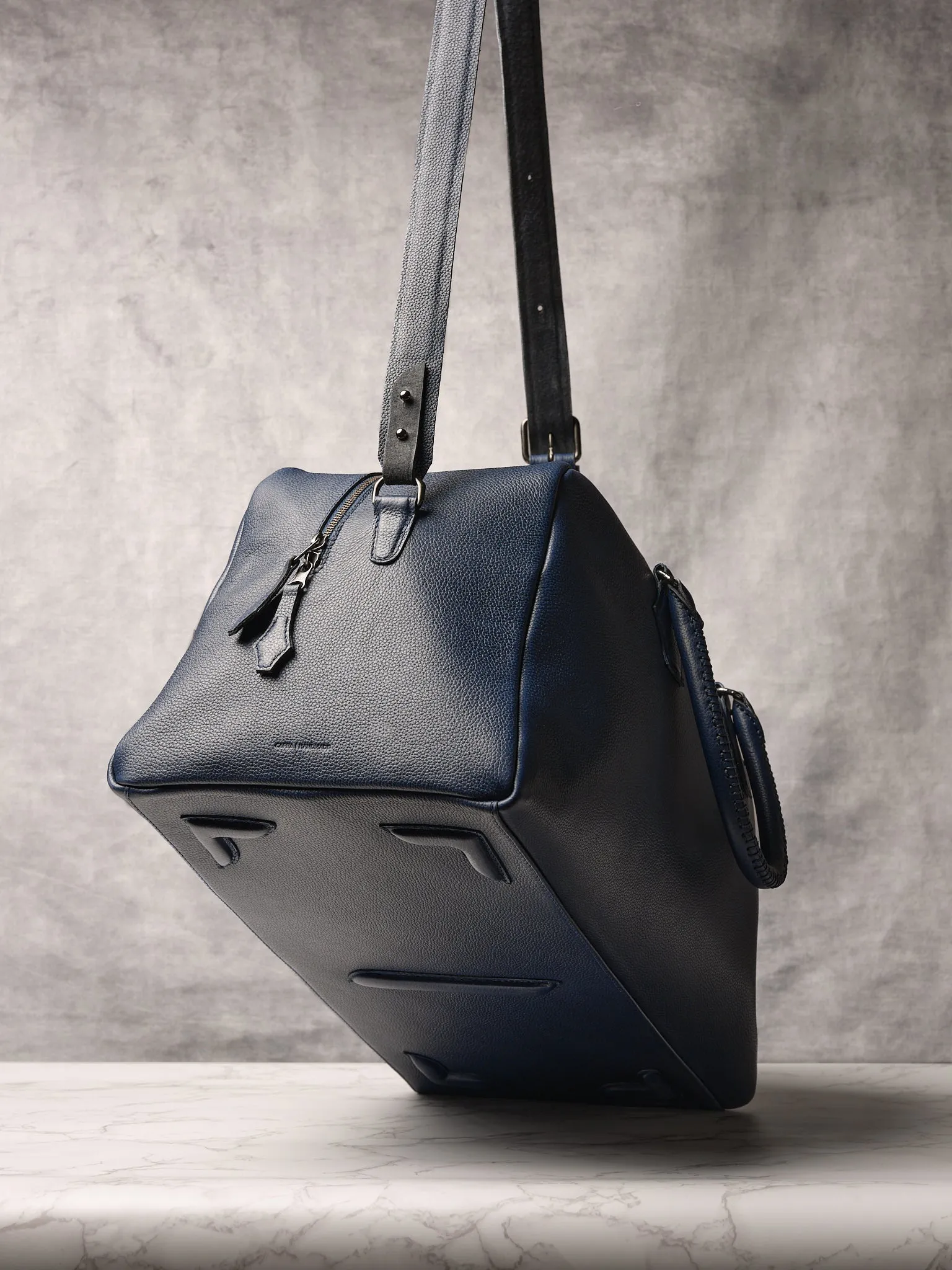 Cosimo Duffle Bag · Navy