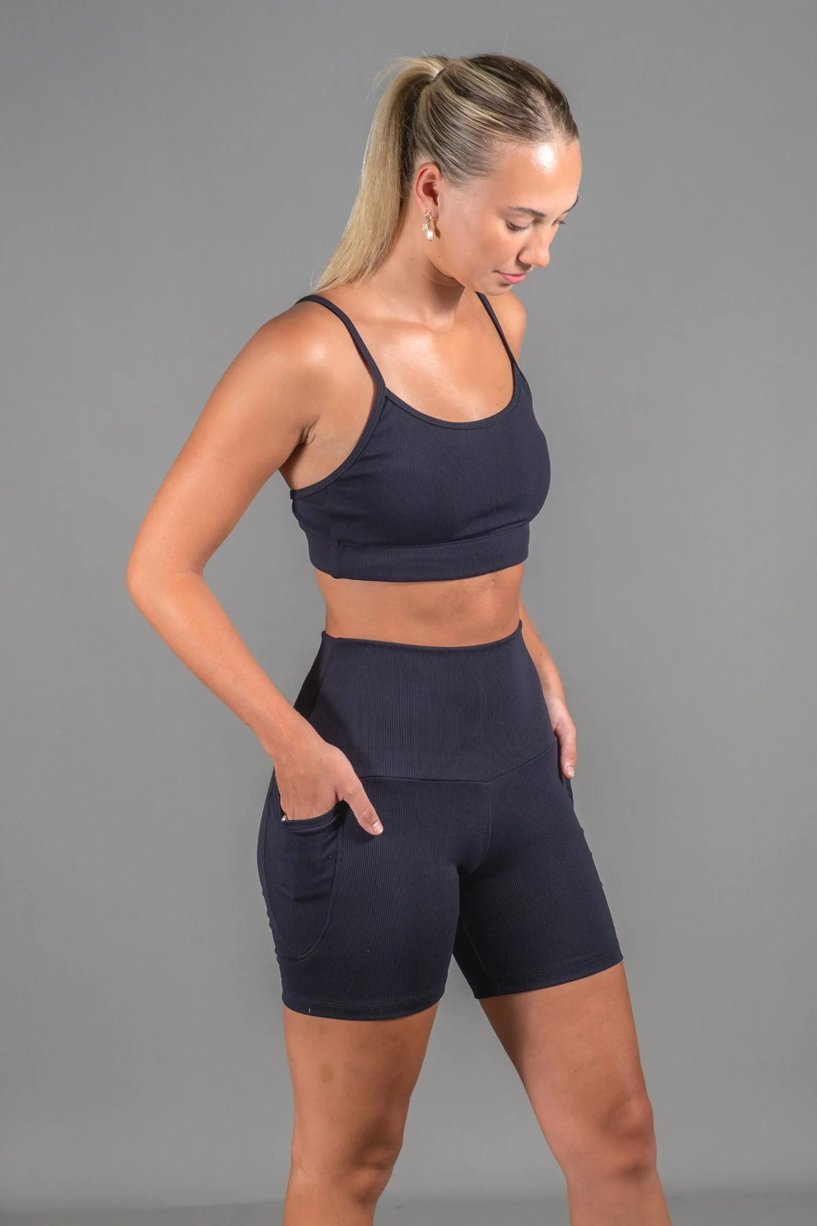 High Waist Rib Mid Shorts - Black