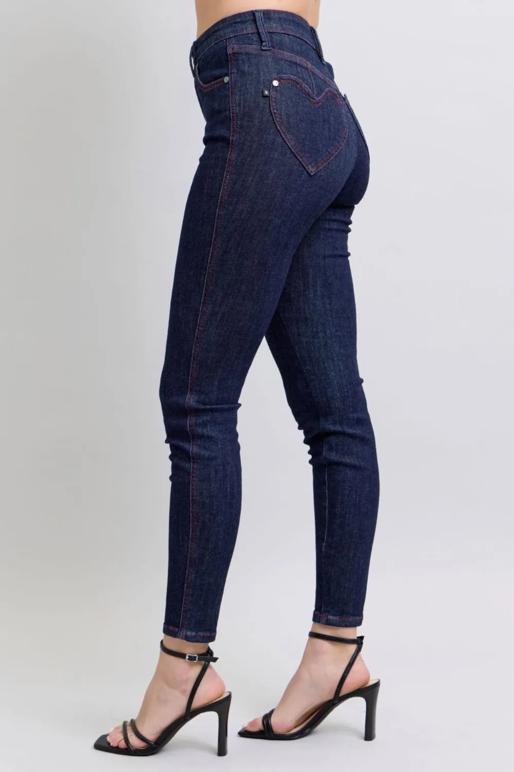 Judy Blue Heart Shaped Back Pockets Skinny Jeans