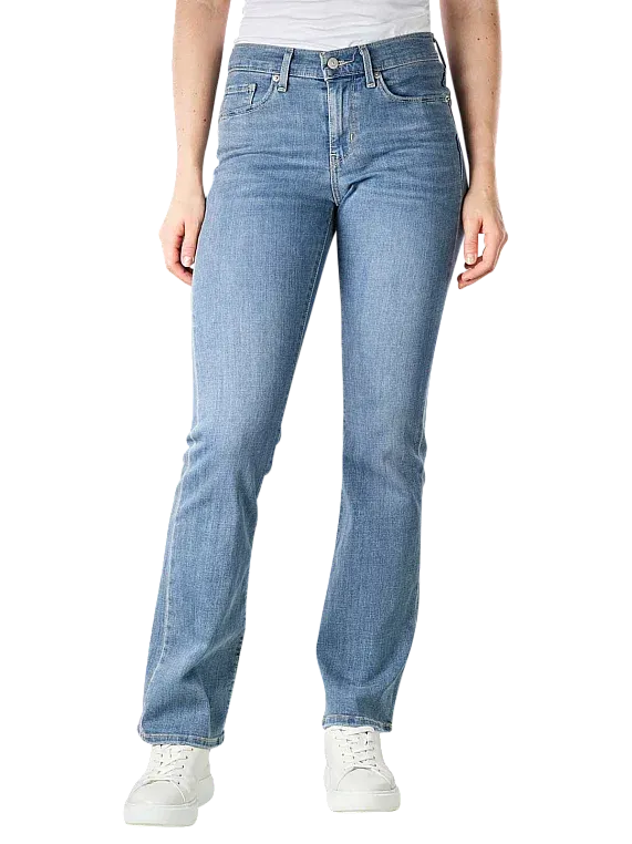 Levi's Women's Classic Strait-cut Jeans