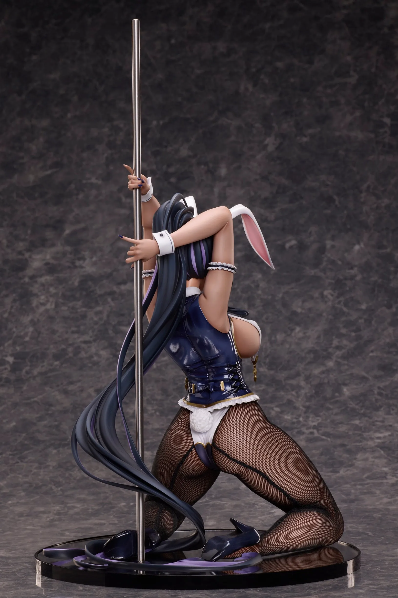 Mariabel Bunny Ver. 1/4 Scale Figure