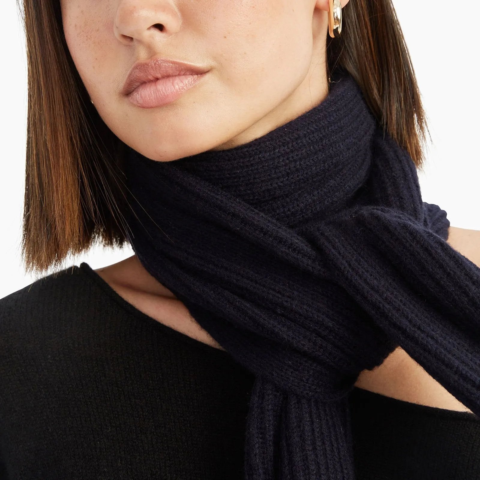 Signature Cashmere Ribbed Scarf