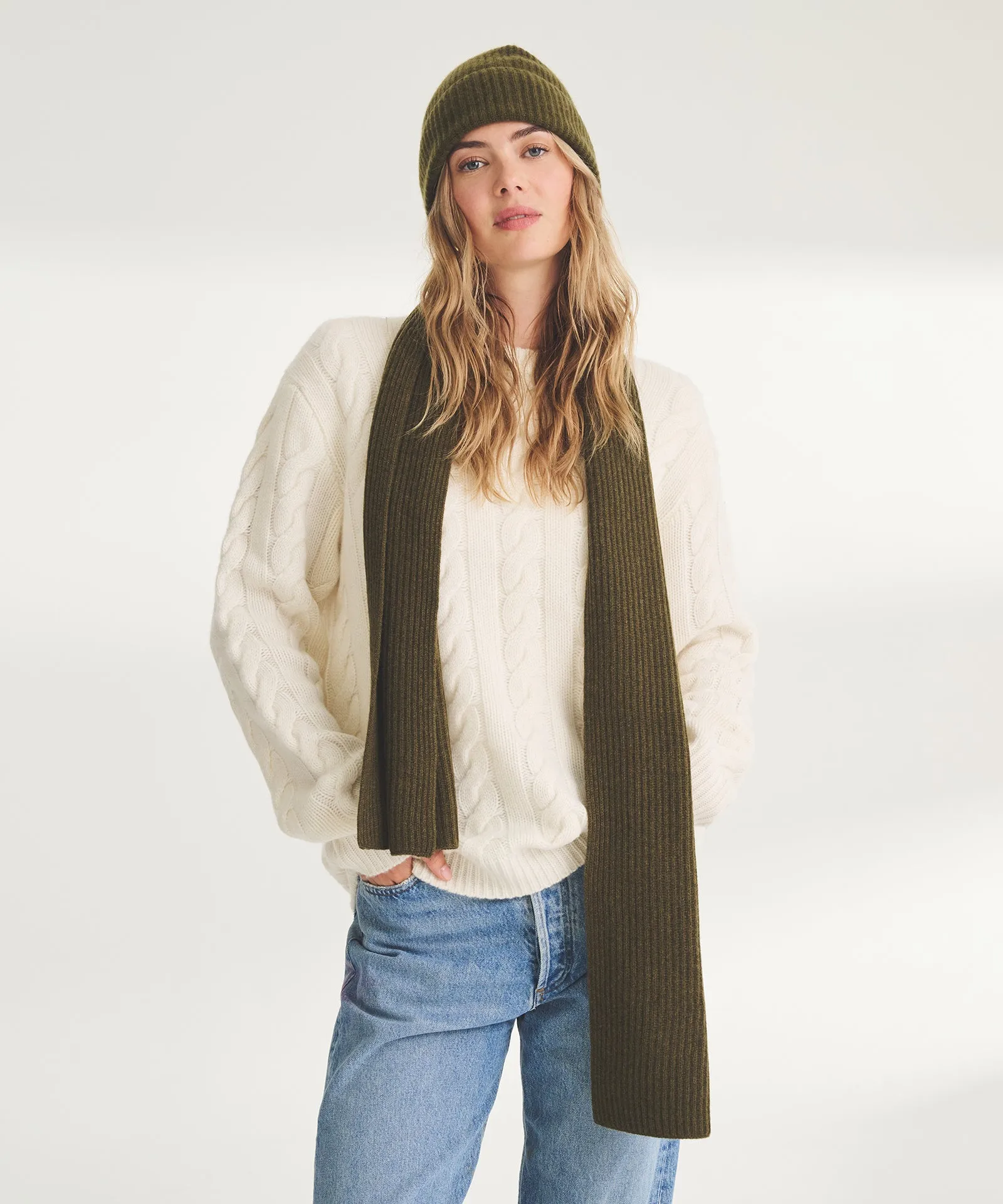 Signature Cashmere Ribbed Scarf