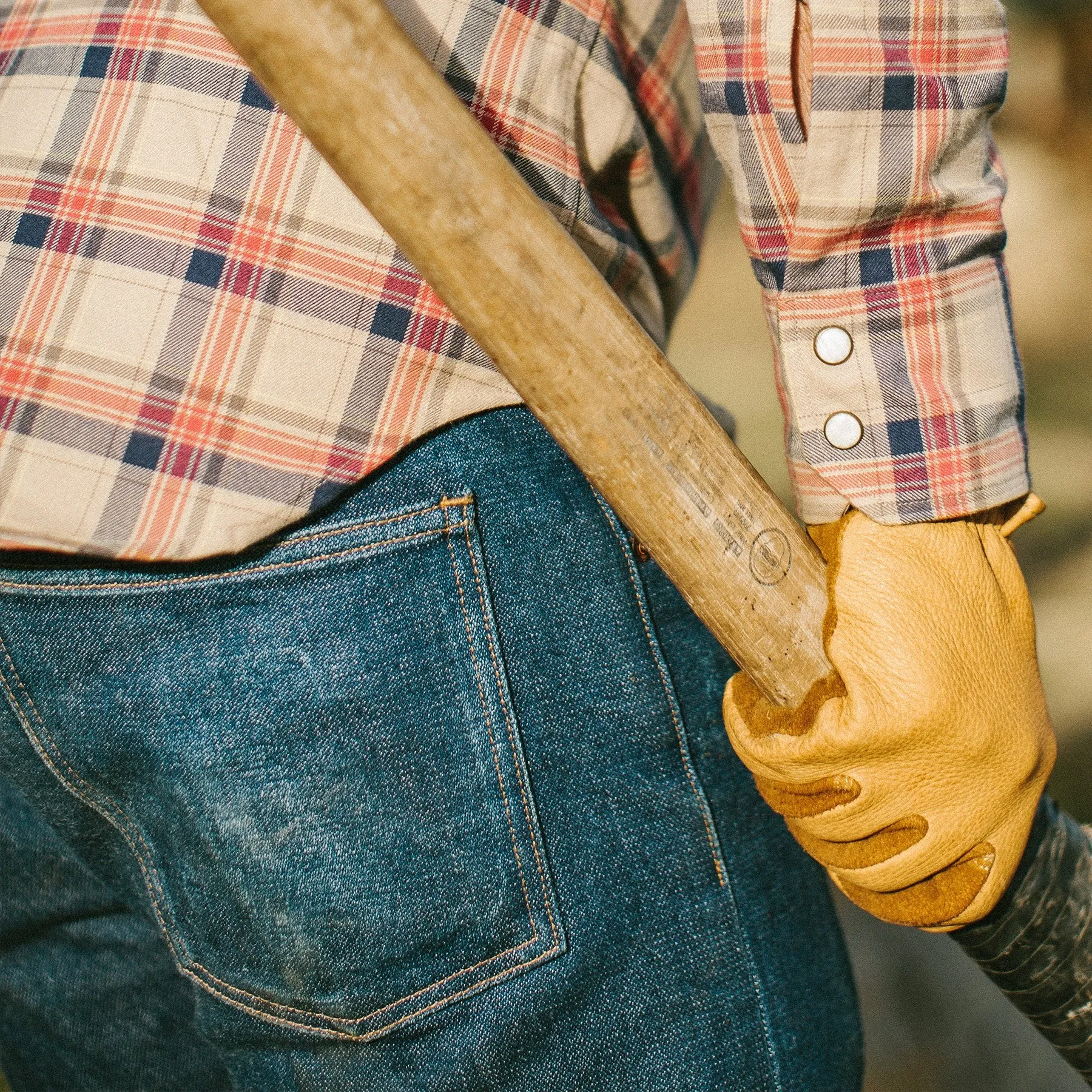 The Slim Jean in Indigo Broken Twill