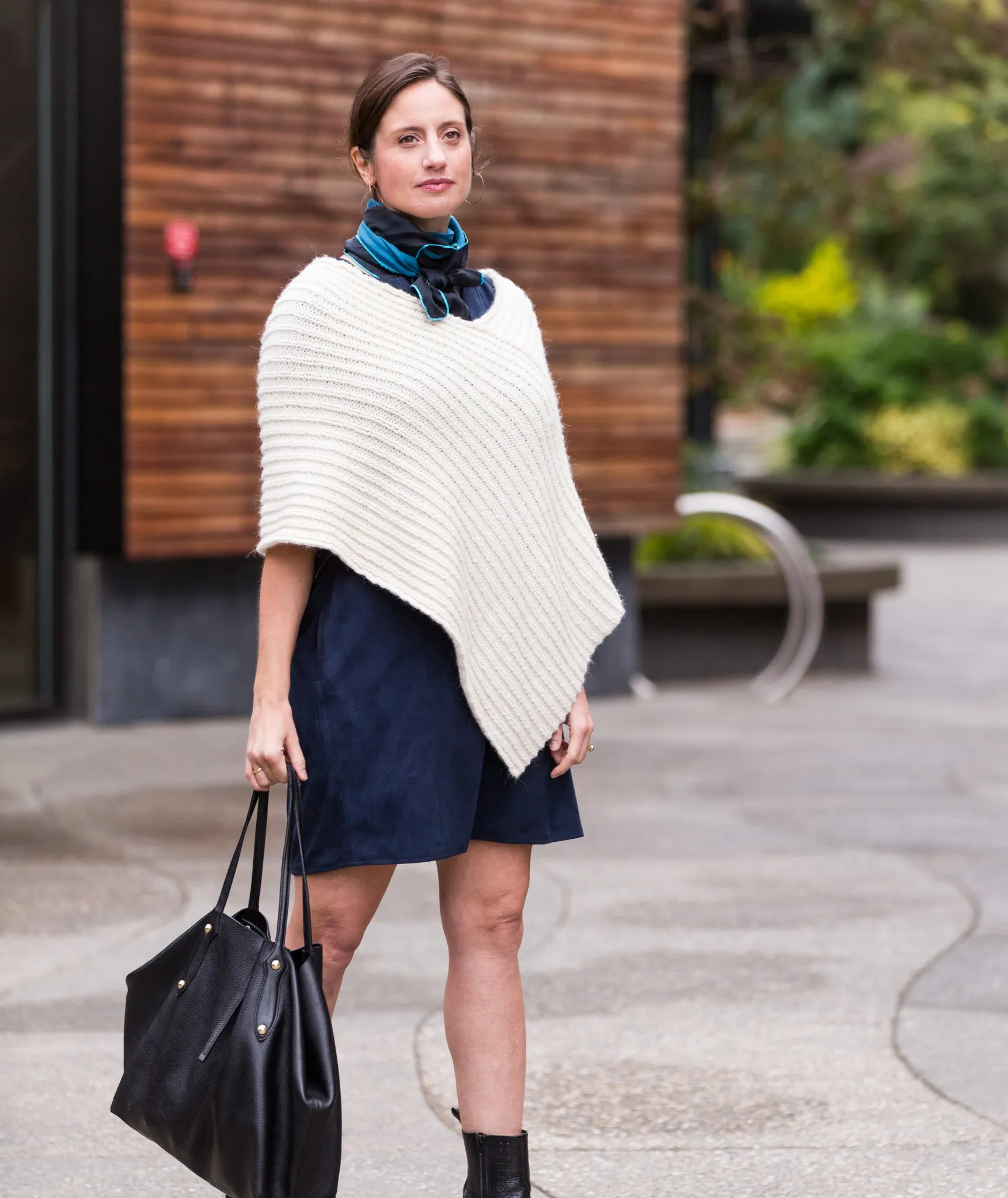 Twice Reversible Ribbed Poncho Pattern