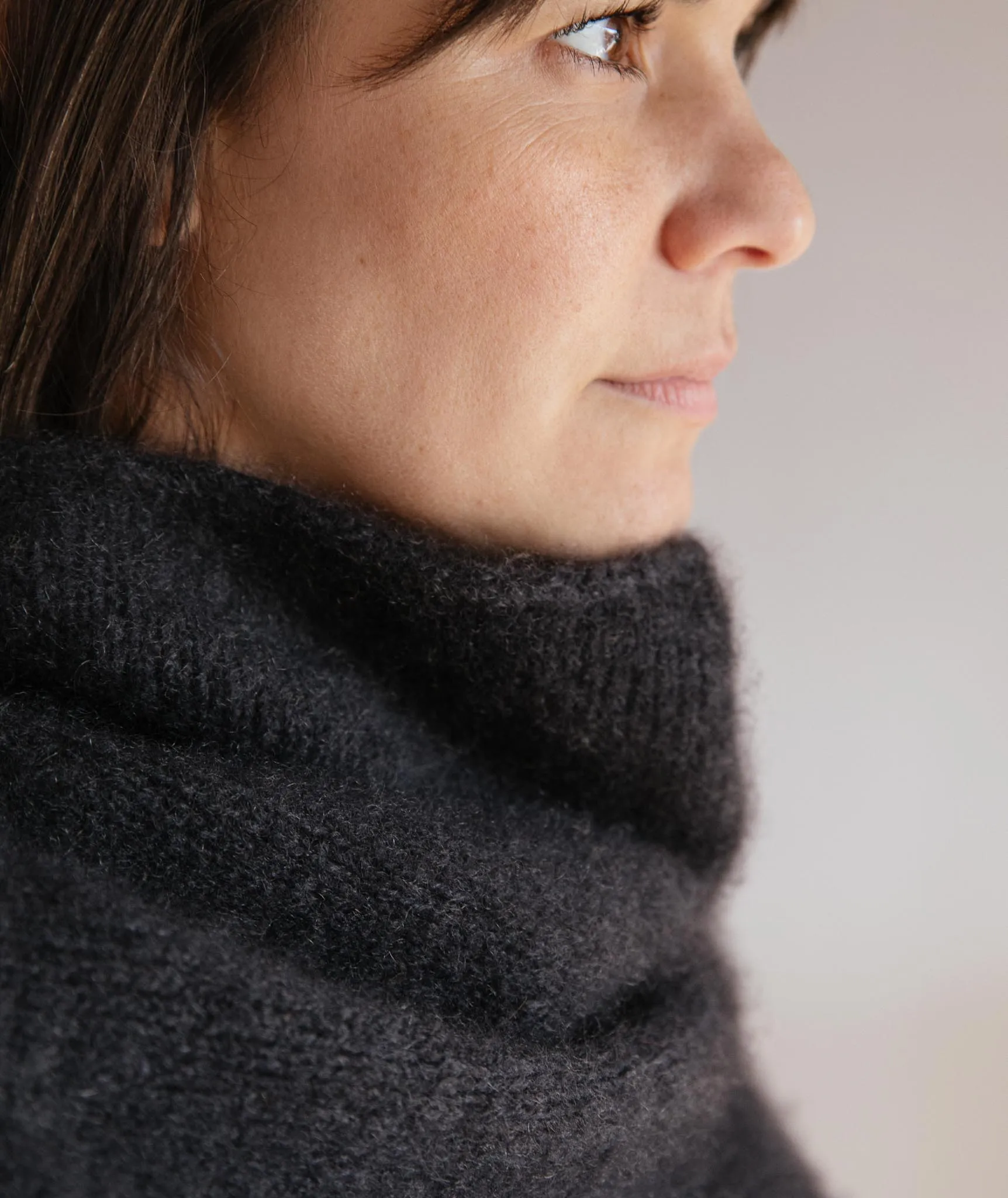 Two-Point Cowl Using Lang Cashmere Light