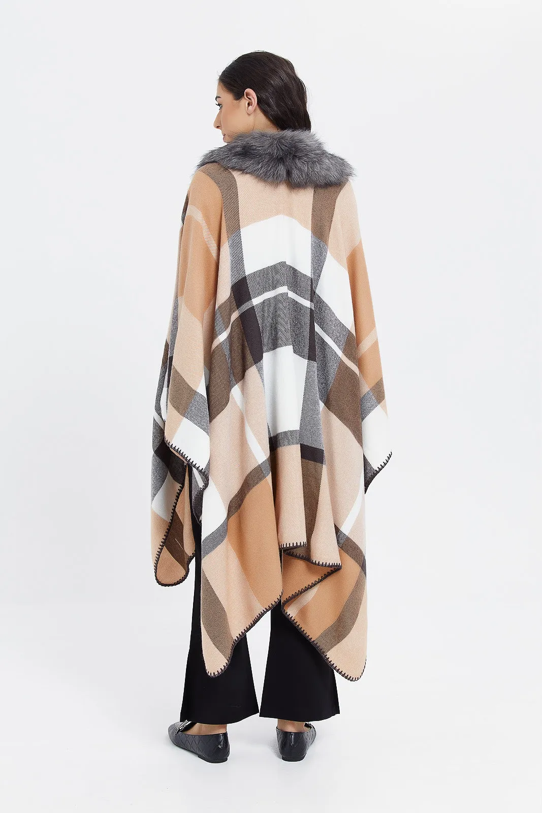 Women Checked Poncho With Fur Trim