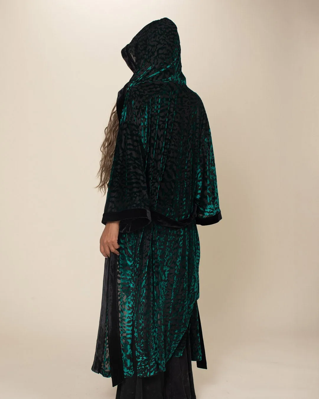 Women's Velvet Kimono | Emerald Green Tiger